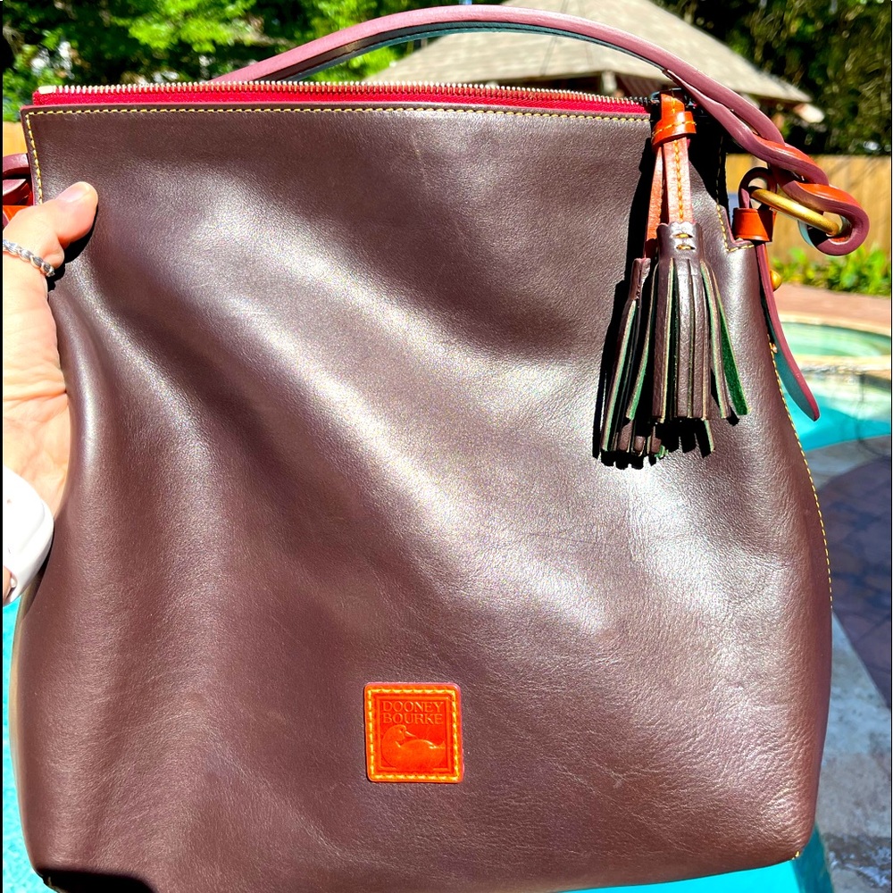 Dooney and Bourke hand bag